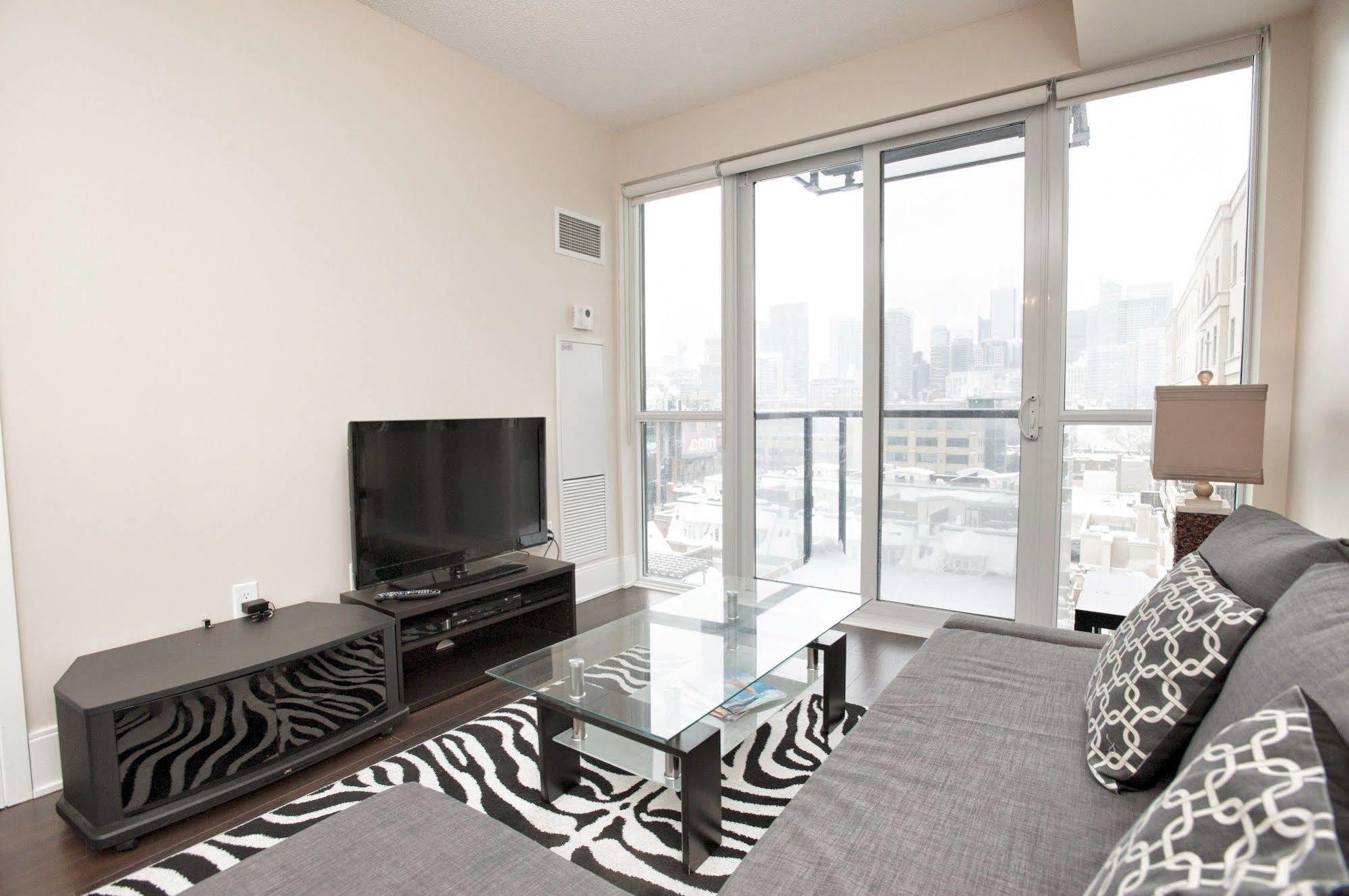 Life Suites Luxury Downtown Condos Toronto Eksteriør billede