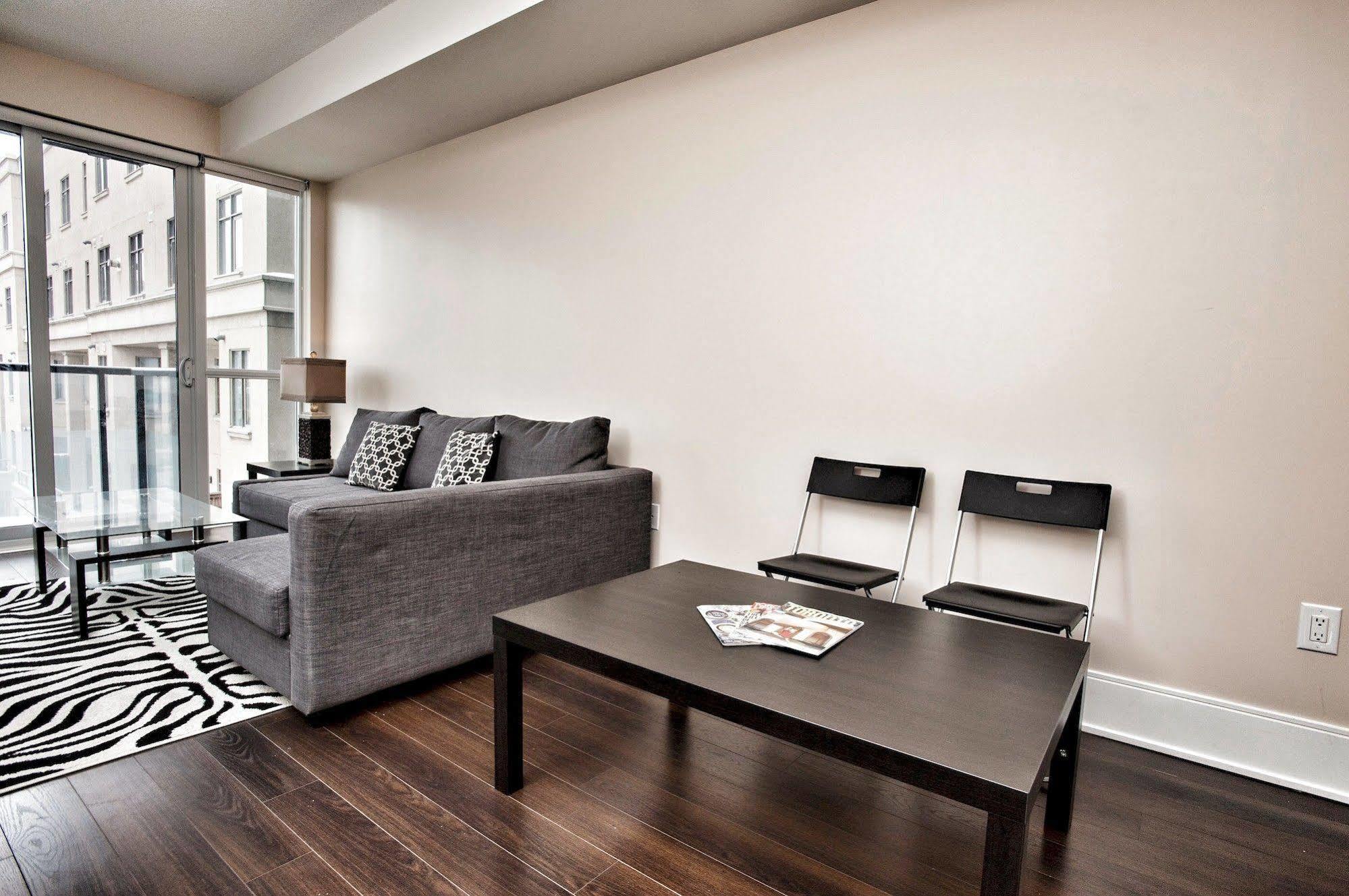 Life Suites Luxury Downtown Condos Toronto Eksteriør billede